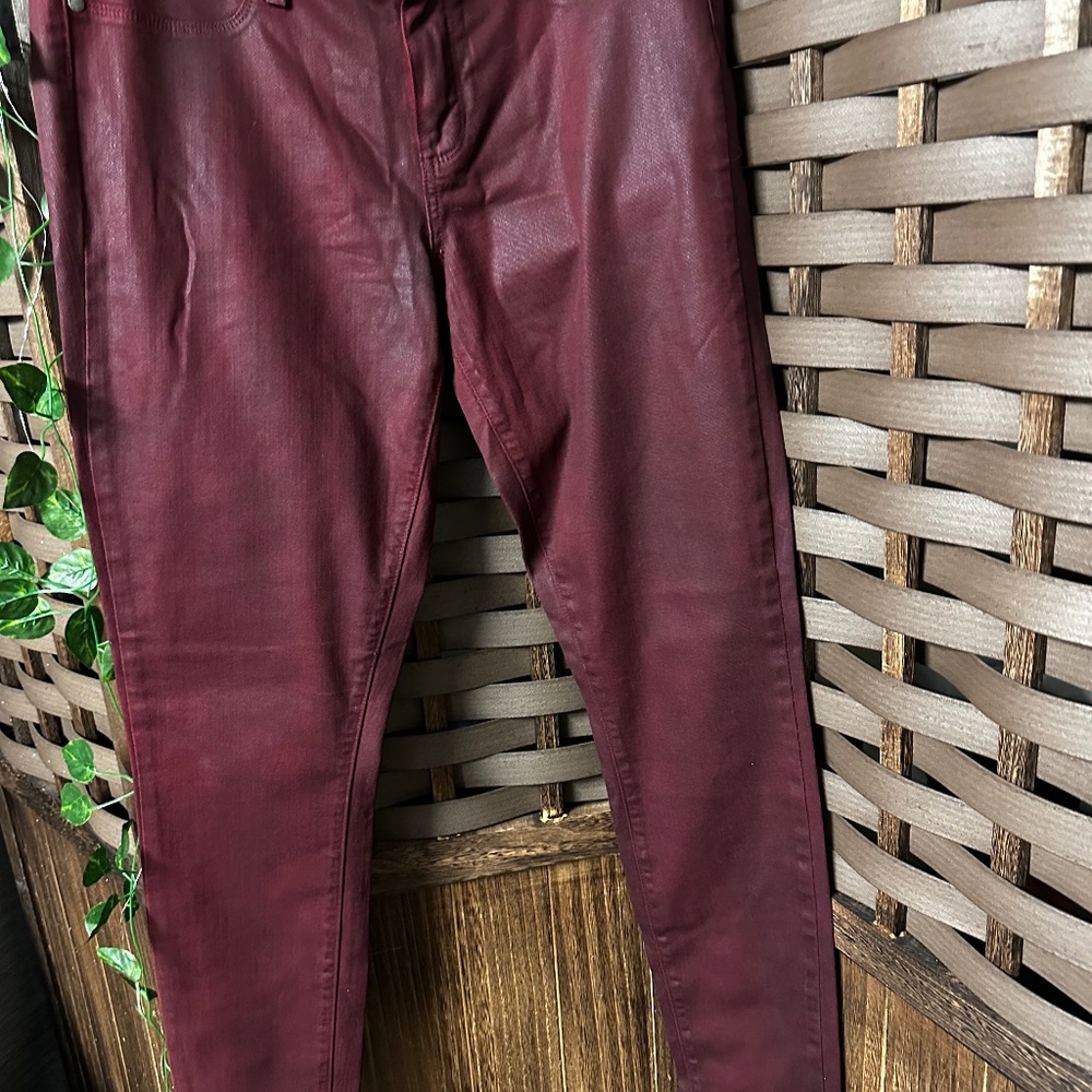PAIGE Women's Burgundy Jeans